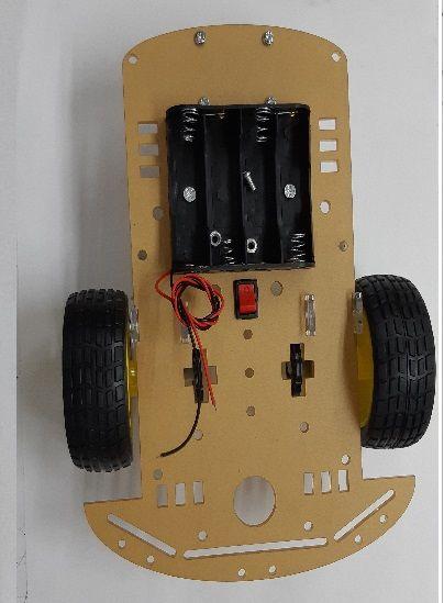 Chasis Inteligente 2WD Con Soporte Para Arduino En Proyectos Robóticos KITCAR2